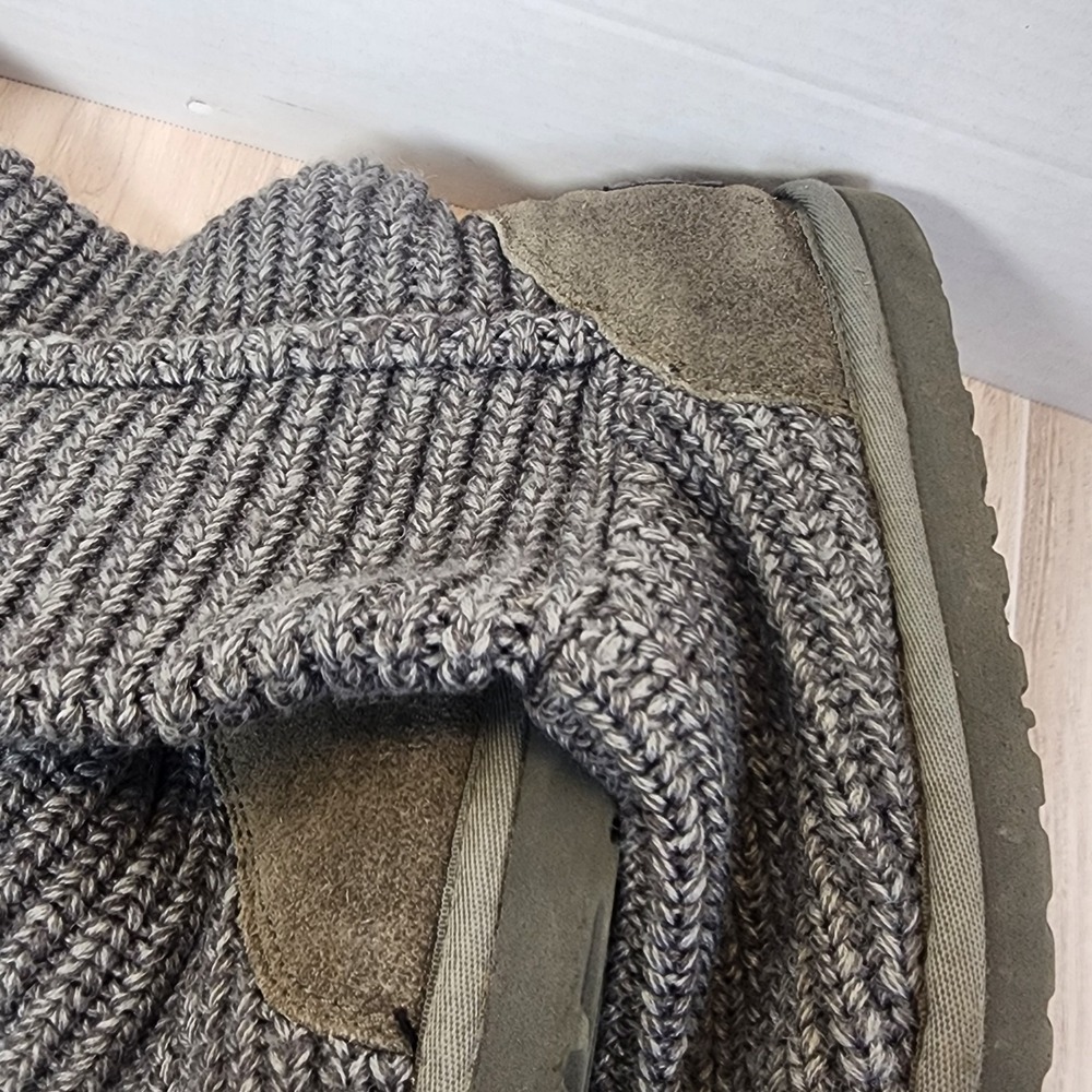 UGG Classic Cardy Gray Button-Up Sheepskin Sweater Boots #5819 size 6 - Picture 10 of 16